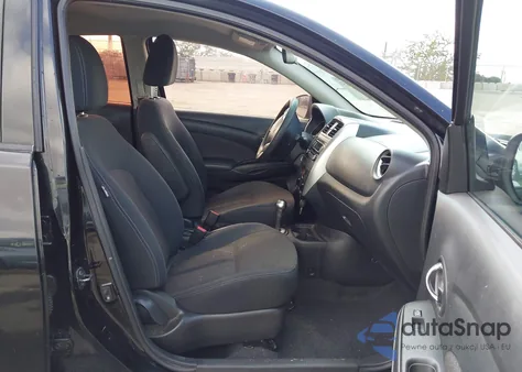 2015 Nissan Versa 1.6 Sv z USA, uszkodzony, nr VIN 3N1CN7AP0FL955009